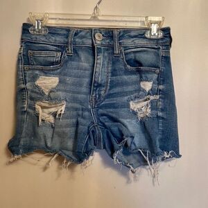 ⭐️AE DISTRESSED JEAN SHORT